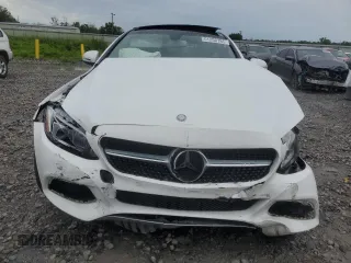 2017 Mercedes-Benz C 300 with VIN WDDWJ4JB4HF434869, listed as a Copart auction lot 61208785 with 64,582 mi miles and Salvage title. Bid and sale history available at DreamBid. Image 5.