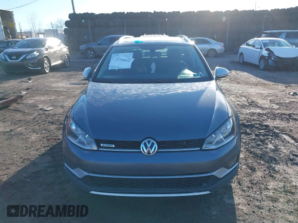2017 Volkswagen Golf S с VIN 3VWH17AU3HM514845, выставлен на аукционе IAAI как лот 41590834 с пробегом 84 954 миль миль и . История ставок и продаж доступна на DreamBid. Изображение 12.