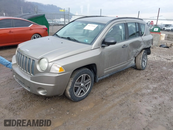 2008 Jeep Compass Sport with VIN 1J8FF47W08D728845, listed as a IAAI auction lot 41673205 with 70,333 mi miles. Bid and sale history available at carsss.com. Image 17.