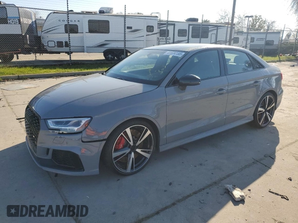 2019 Audi RS 3 z VIN WUABWGFF5KA906737, wystawiony jako Copart lot #41534155 z przebiegiem 22 784 mil mil oraz Szkoda całkowita • Salvage title. Historia ofert i sprzedaży dostępna na DreamBid. Obrazek 1.