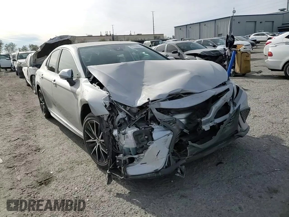 2024 Toyota Camry SE with VIN 4T1S11AK4RU245350, listed as a Copart auction lot 87650885 with 7,475 mi miles and Salvage Title. Bid and sale history available at carsss.com. Image 10.