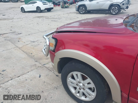 2007 Ford Explorer Eddie Bauer с VIN 1FMEU64E17UA54473, выставлен на аукционе IAAI как лот 42544796 с пробегом 217 499 миль миль и . История ставок и продаж доступна на DreamBid. Изображение 16.