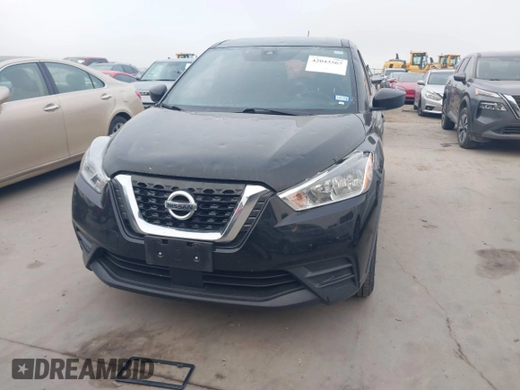 2020 Nissan Kicks S z VIN 3N1CP5BV7LL563586, wystawiony jako IAAI lot #42043567 z przebiegiem 66 727 mil mil oraz . Historia ofert i sprzedaży dostępna na DreamBid. Obrazek 12.