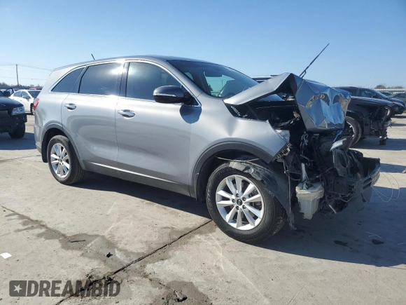2020 Kia Sorento LX with VIN 5XYPG4A35LG687193, listed as a Copart auction lot 47012195 with 0 mi miles and Salvage Title. Bid and sale history available at carsss.com. Image 4.