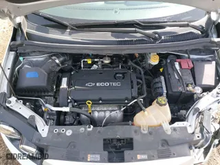 2014 Chevrolet Sonic LT with VIN 1G1JC5SH0E4205614, listed as a IAAI auction lot 41613701 with 28,032 mi miles. Bid and sale history available at carsss.com. Image 10.