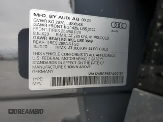 2025 Audi Q6 e-tron Premium Plus z VIN WA124BGF6SA005195, wystawiony jako Copart lot #42492975 z przebiegiem Nie podano mil oraz Szkody całkowita. Historia ofert i sprzedaży dostępna na DreamBid. Obrazek 16.