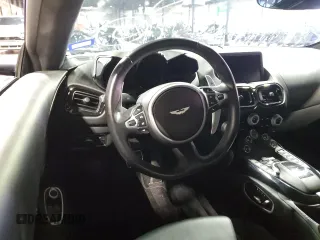 2020 Aston Martin Vantage z VIN SCFSMGAW6LGN03859, wystawiony jako Copart lot #52294204 z przebiegiem 47 486 mil mil oraz Szkoda całkowita • Salvage title. Historia ofert i sprzedaży dostępna na DreamBid. Obrazek 5.
