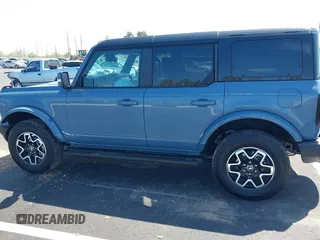 2024 Ford Bronco Outer Banks with VIN 1FMDE8BH8RLB21905, listed as a IAAI auction lot 41903020 with 2,665 mi miles. Bid and sale history available at carsss.com. Image 15.