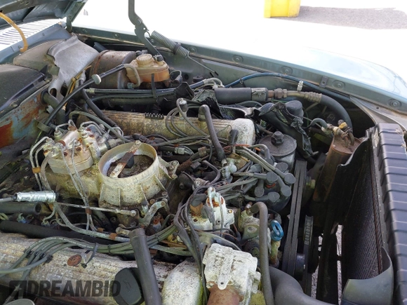 1985 Mercedes-Benz 380 z VIN WDBBA45C7FA020232, wystawiony jako IAAI lot #42206469 z przebiegiem 139 733 mil mil oraz . Historia ofert i sprzedaży dostępna na DreamBid. Obrazek 18.
