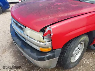 2001 Chevrolet Suburban LT with VIN 3GNEC16T01G219226, listed as a IAAI auction lot 41984110 with 284,511 mi miles. Bid and sale history available at carsss.com. Image 6.