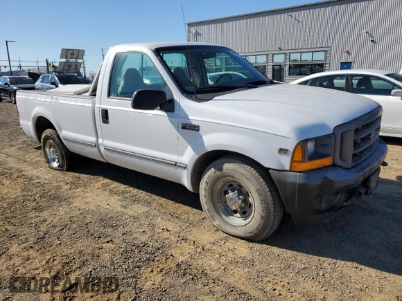 2001 Ford F-250 XL with VIN 1FTNF20L71EB45650, listed as a Copart auction lot 79976034 with 208,956 mi miles and Clean title. Bid and sale history available at DreamBid. Image 4.