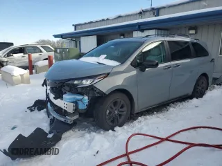 2025 Toyota Sienna XSE z VIN 5TDDSKFC2SS154928, wystawiony jako Copart lot #88932155 z przebiegiem 3 264 mil mil oraz Czysty tytuł • Clean title. Historia ofert i sprzedaży dostępna na DreamBid. Obrazek 1.
