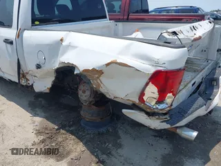 2012 Ram 1500 Express z VIN 1C6RD7FT4CS134208, wystawiony jako IAAI lot #42394244 z przebiegiem 237 895 mil mil oraz . Historia ofert i sprzedaży dostępna na DreamBid. Obrazek 20.