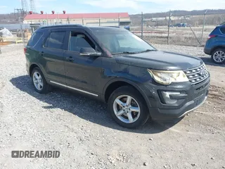 2016 Ford Explorer XLT with VIN 1FM5K8D85GGD08583, listed as a IAAI auction lot 41870524 with 93,390 mi miles and . Bid and sale history available at carsss.com. Image 1.