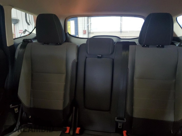 2016 Ford Escape SE with VIN 1FMCU9GX5GUB67512, listed as a Copart auction lot 53002675 with 141,033 mi miles and Salvage Title. Bid and sale history available at carsss.com. Image 10.