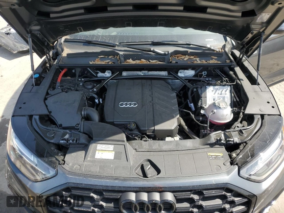 2024 Audi Q5 S line Premium Plus with VIN WA1EAAFYXR2119594, listed as a Copart auction lot 53053945 with 6,966 mi miles and Non repairable. Bid and sale history available at DreamBid. Image 12.