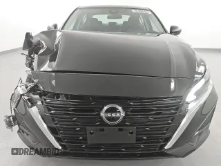 2025 Nissan Altima SV with VIN 1N4BL4DV3SN370643, listed as a Copart auction lot 53912515 with 2,074 mi miles and Clean Title. Bid and sale history available at DreamBid. Image 5.