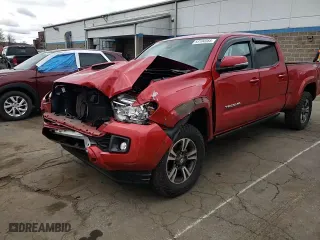 2019 Toyota Tacoma 4WD SR5 with VIN 3TMDZ5BN6KM059065, listed as a Copart auction lot 53194085 with 52,042 mi miles and Salvage Title. Bid and sale history available at carsss.com. Image 10.