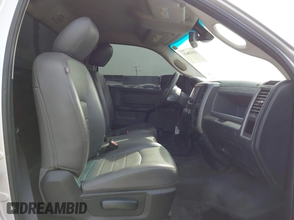 2018 Ram 1500 Tradesman with VIN 3C6JR6AG7JG204405, listed as a IAAI auction lot 41925635 with 198,396 mi miles and . Bid and sale history available at DreamBid. Image 5.