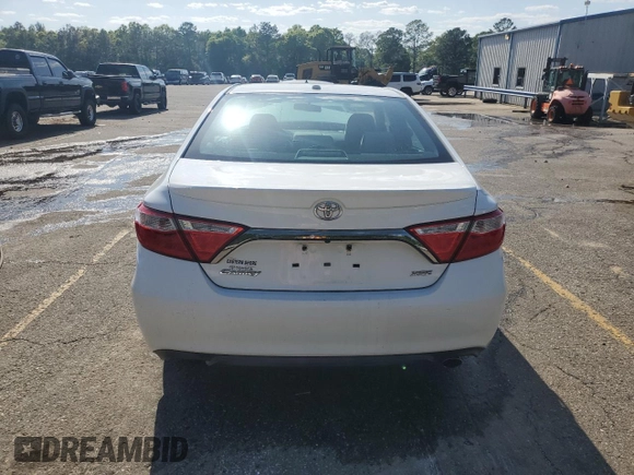 2015 Toyota Camry XLE with VIN 4T1BF1FK8FU914693, listed as a Copart auction lot 51816845 with 177,697 mi miles and Salvage Title. Bid and sale history available at carsss.com. Image 6.
