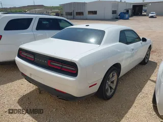 2016 Dodge Challenger SXT с VIN 2C3CDZAG4GH183737, выставлен на аукционе IAAI как лот 42547111 с пробегом 120 801 миль миль и . История ставок и продаж доступна на DreamBid. Изображение 4.