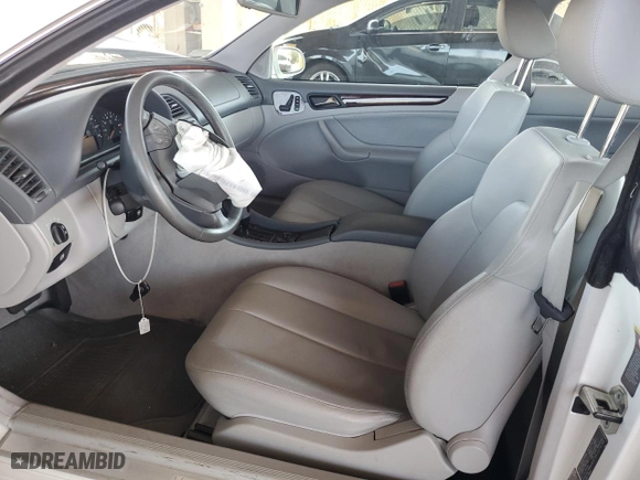 2001 Mercedes-Benz CLK-Class with VIN WDBLJ65G21F185247, listed as a Copart auction lot 72795604 with 28,461 mi miles and Salvage Title. Bid and sale history available at carsss.com. Image 7.