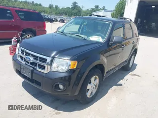 2010 Ford Escape XLT z VIN 1FMCU9DGXAKC43538, wystawiony jako IAAI lot #42410692 z przebiegiem 222 115 mil mil oraz . Historia ofert i sprzedaży dostępna na DreamBid. Obrazek 2.