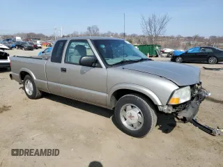 2003 GMC Sonoma SLS with VIN 1GTCS19X438126834, listed as a Copart auction lot 47657815 with 77,789 mi miles and Salvage Title. Bid and sale history available at DreamBid. Image 4.