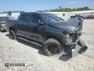 2018 Toyota Tundra 2WD SR5 with VIN 5TFEM5F19JX134019, listed as a Copart auction lot 68264444 with 123,438 mi miles and Salvage Title. Bid and sale history available at carsss.com. Image 4.