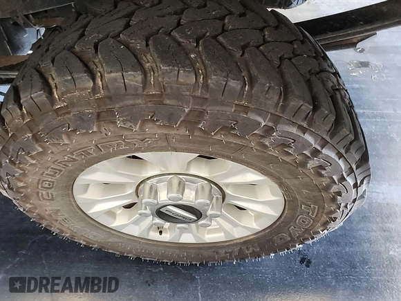 2020 Ford F-250 XL z VIN 1FT7W2B69LED71045, wystawiony jako IAAI lot #42811289 z przebiegiem 102 853 mil mil oraz . Historia ofert i sprzedaży dostępna na DreamBid. Obrazek 18.