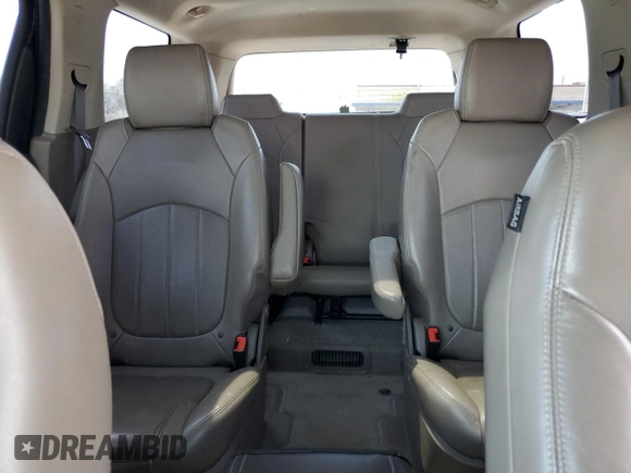 2016 GMC Acadia Denali z VIN 1GKKVTKD2GJ170221, wystawiony jako Copart lot #56759755 z przebiegiem 128 622 mil mil oraz Szkoda całkowita • Salvage title. Historia ofert i sprzedaży dostępna na DreamBid. Obrazek 10.