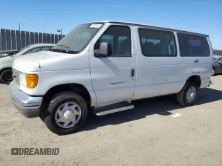 2005 Ford Econoline Passenger XL with VIN 1FBNE31L95HB31135, listed as a Copart auction lot 76639724 with 104,105 mi miles and Clean Title. Bid and sale history available at carsss.com. Image 1.