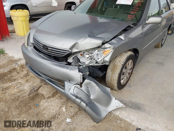 2005 Toyota Camry STD with VIN 4T1BE32K75U953925, listed as a IAAI auction lot 42411400 with 289,566 mi miles and . Bid and sale history available at DreamBid. Image 6.