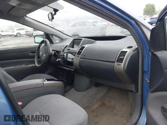 2009 Toyota Prius z VIN JTDKB20U797824826, wystawiony jako IAAI lot #42273866 z przebiegiem Nie podano mil oraz . Historia ofert i sprzedaży dostępna na DreamBid. Obrazek 5.