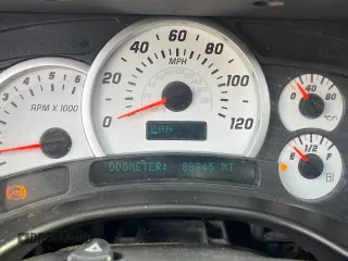 2004 Hummer H2 with VIN 5GRGN23U14H115951, listed as a Copart auction lot 83967054 with 88,845 mi miles and Clean Title. Bid and sale history available at carsss.com. Image 8.