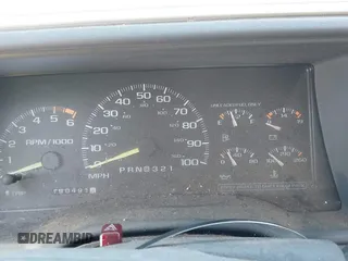 1996 GMC Sierra 1500 z VIN 1GTEK19R6TE514322, wystawiony jako IAAI lot #42253821 z przebiegiem 190 491 mil mil oraz . Historia ofert i sprzedaży dostępna na DreamBid. Obrazek 7.