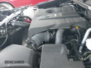 2022 Toyota Tundra Platinum с VIN 5TFNA5DB2NX033320, выставлен на аукционе IAAI как лот 42793462 с пробегом 24 032 миль миль и . История ставок и продаж доступна на DreamBid. Изображение 19.