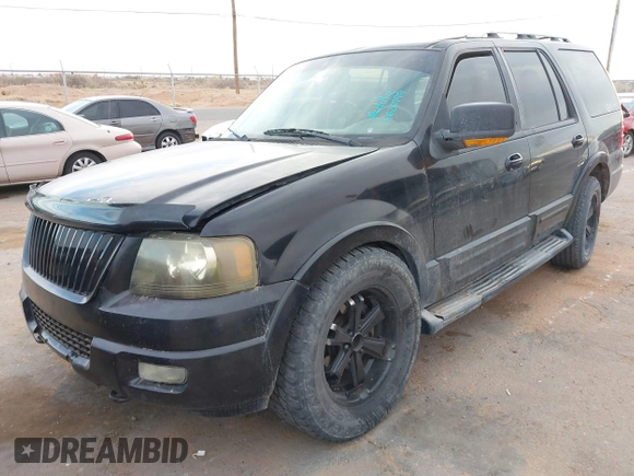 2005 Ford Expedition Limited with VIN 1FMFU20585LA31715, listed as a IAAI auction lot 41626999 with 1 mi miles. Bid and sale history available at carsss.com. Image 2.