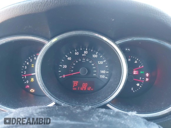 2013 Kia Sorento LX with VIN 5XYKTCA6XDG359148, listed as a IAAI auction lot 41385260 with 112,912 mi miles. Bid and sale history available at carsss.com. Image 7.