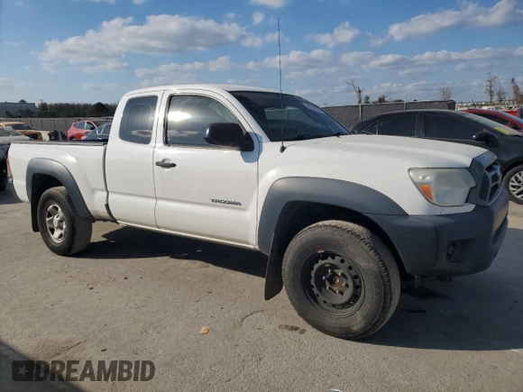 2013 Toyota Tacoma PreRunner with VIN 5TFTU4GN6DX041921, listed as a Copart auction lot 44636685 with 209,818 mi miles and Clean Title. Bid and sale history available at carsss.com. Image 4.