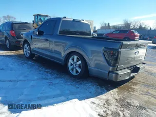 2022 Ford F-150 XL with VIN 1FTMF1E58NKE13712, listed as a IAAI auction lot 41360118 with 26,097 mi miles and . Bid and sale history available at carsss.com. Image 3.