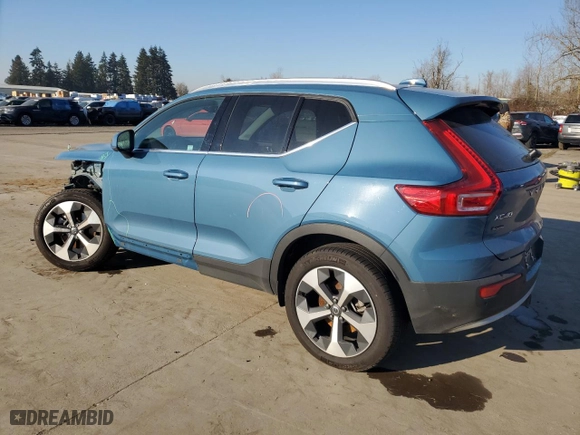2024 Volvo XC40 Plus Bright Theme with VIN YV4L12UE0R2204467, listed as a Copart auction lot 42145525 with 11,799 mi miles and Salvage Title. Bid and sale history available at carsss.com. Image 2.