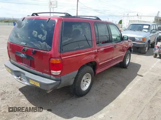 2000 Ford Explorer XLS с VIN 1FMZU72XXYUB20077, выставлен на аукционе IAAI как лот 42744904 с пробегом 149 319 миль миль и . История ставок и продаж доступна на DreamBid. Изображение 4.