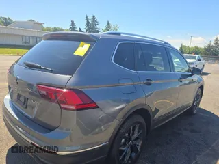 2024 Volkswagen Tiguan SE с VIN 3VV3B7AXXRM083203, выставлен на аукционе IAAI как лот 42813448 с пробегом 30 988 миль миль и . История ставок и продаж доступна на DreamBid. Изображение 25.
