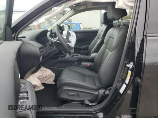 2025 Honda HR-V EX-L z VIN 3CZRZ2H73SM754322, wystawiony jako Copart lot #54138475 z przebiegiem 2 078 mil mil oraz Szkoda całkowita • Salvage title. Historia ofert i sprzedaży dostępna na DreamBid. Obrazek 7.