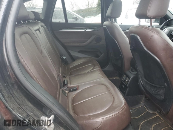 2016 BMW X1 xDrive28i with VIN WBXHT3Z30G4A49460, listed as a Copart auction lot 48998755 with 117,525 mi miles and Salvage Title. Bid and sale history available at carsss.com. Image 11.