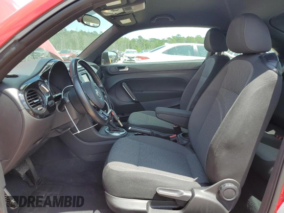 2018 Volkswagen Beetle S with VIN 3VWFD7AT7JM711691, listed as a Copart auction lot 59888825 with 69,283 mi miles and Salvage title. Bid and sale history available at DreamBid. Image 7.