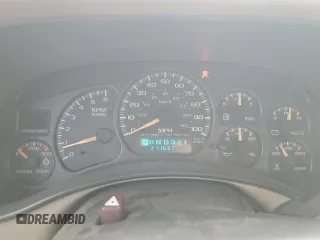 2002 Chevrolet Silverado 1500HD LT z VIN 1GCGK13U02F159792, wystawiony jako Copart lot #63972634 z przebiegiem 211 631 mil mil oraz Czysty tytuł • Clean title. Historia ofert i sprzedaży dostępna na DreamBid. Obrazek 9.