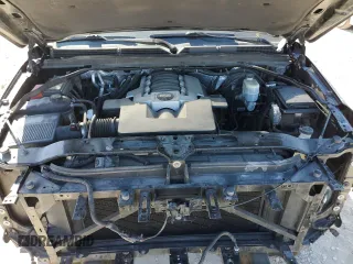 2015 Cadillac Escalade Premium z VIN 1GYS4NKJ9FR518610, wystawiony jako Copart lot #52029305 z przebiegiem 195 497 mil mil oraz Szkoda całkowita • Salvage title. Historia ofert i sprzedaży dostępna na DreamBid. Obrazek 12.