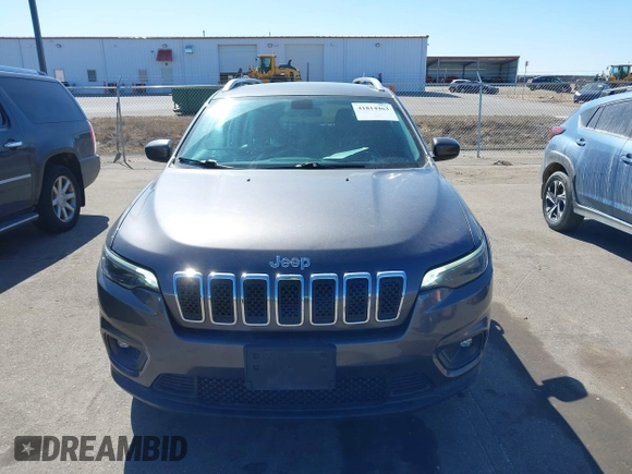 2019 Jeep Cherokee Latitude Plus with VIN 1C4PJLLB1KD201847, listed as a IAAI auction lot 41814463 with 115,927 mi miles. Bid and sale history available at carsss.com. Image 12.